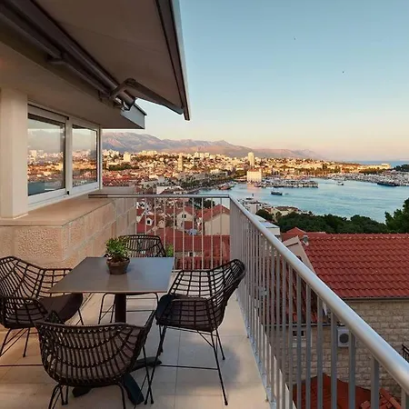 Stella Aurora - The Best View, Elegance & Luxury Апартаменты