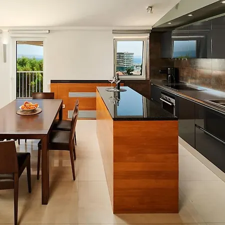 Апартаменты Stella Aurora - The Best View, Elegance & Luxury