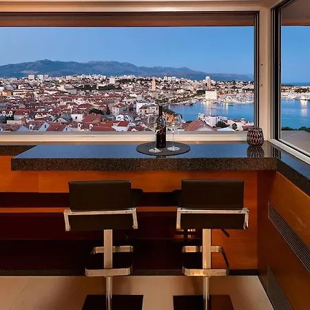 Stella Aurora - The Best View, Elegance & Luxury Апартаменты *