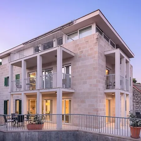 Апартаменты Stella Aurora - The Best View, Elegance & Luxury *